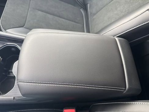 New 2025 Jeep Grand Cherokee Altitude w/ Trailer Tow Package image 32