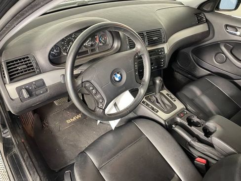 Used 2003 BMW 325i Sedan RWD image 3