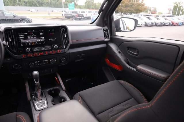 Certified 2026 Nissan Frontier PRO-4X w/ Pro-4x Convenience Package AWD/4WD image 29