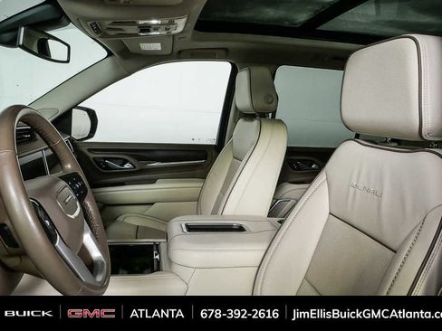 Used 2022 GMC Yukon Denali image 5