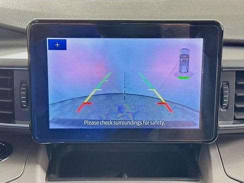 Used 2024 Ford Explorer XLT w/ Equipment Group 202A image 17