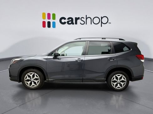 Used 2021 Subaru Forester Premium image 2