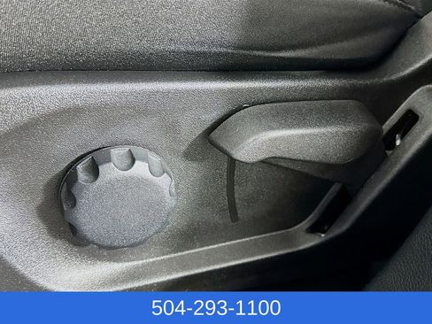 Used 2024 Ford Edge SE image 18