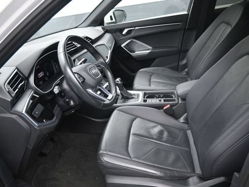 Used 2022 Audi Q3 2.0T Premium w/ Convenience Package AWD/4WD image 12