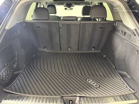 Certified 2025 Audi Q5 Premium w/ Convenience Package AWD/4WD image 29