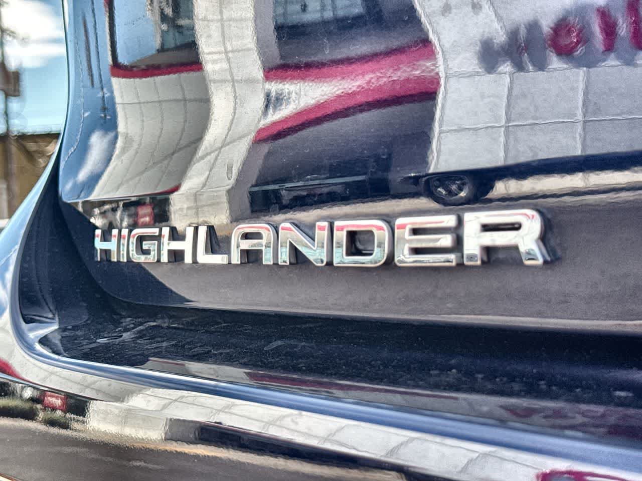 Used 2021 Toyota Highlander Limited AWD/4WD image 9