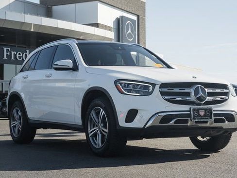 Used 2022 Mercedes-Benz GLC 300 4MATIC image 1