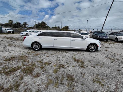 Used 2015 Cadillac XTS Limousine image 2