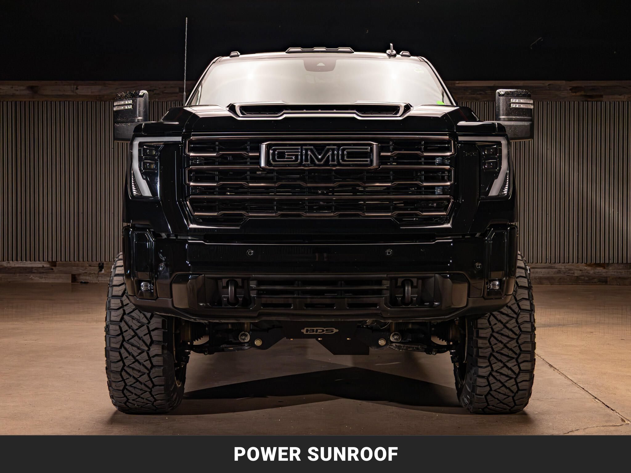 Used 2026 GMC Sierra 2500 AT4X w/ LPO, Black Badging Package AWD/4WD image 4