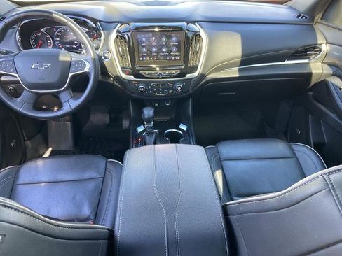 Used 2022 Chevrolet Traverse Premier w/ Redline Edition image 17