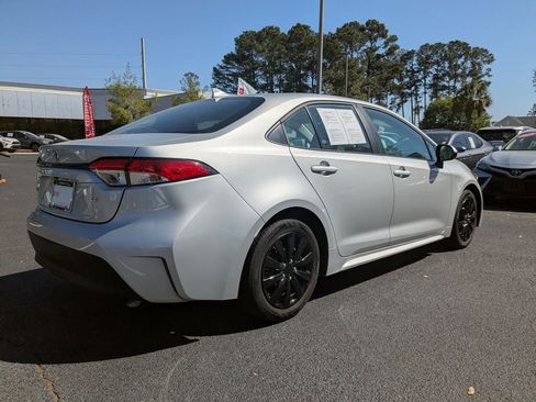 Certified 2024 Toyota Corolla LE FWD image 5