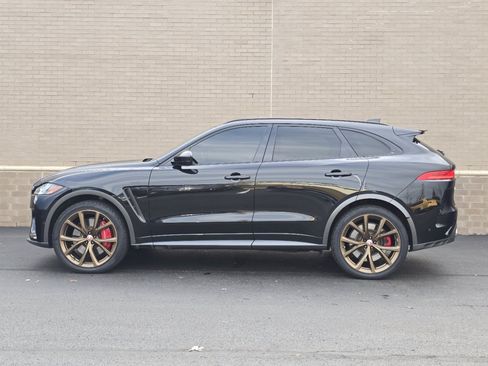 Used 2020 Jaguar F-PACE SVR image 4