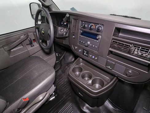 Used 2024 Chevrolet Express 2500 image 16