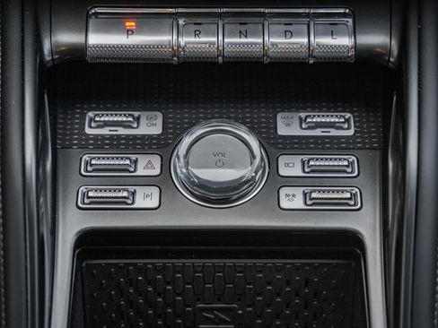 Used 2024 Lincoln Nautilus Reserve w/ Jet Appearance Package (87T) image 26