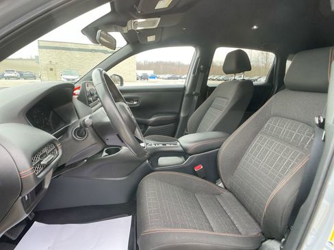 Used 2024 Honda HR-V Sport image 12