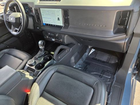 Certified 2025 Ford Bronco Badlands AWD/4WD image 16