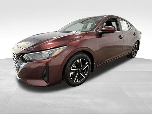 Used 2024 Nissan Sentra SV FWD image 6