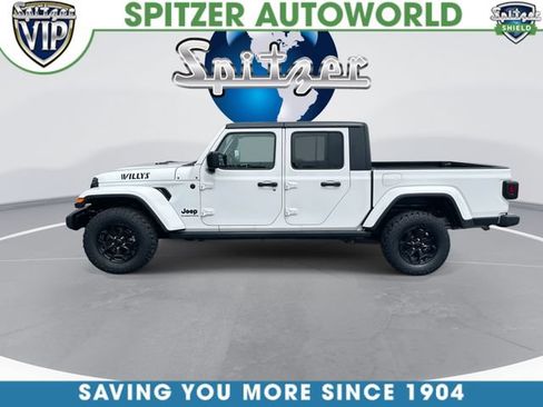 Used 2023 Jeep Gladiator Sport AWD/4WD image 6