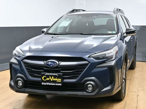 Used 2023 Subaru Outback Premium AWD/4WD image 5