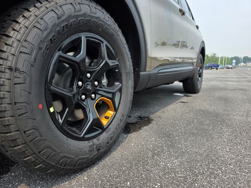 New 2026 Ford Explorer Tremor AWD/4WD image 22