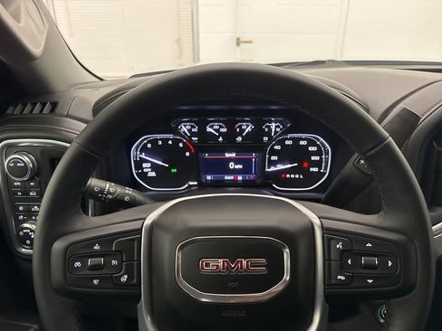 Used 2022 GMC Sierra 1500 Elevation AWD/4WD image 16