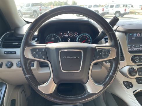 Used 2018 GMC Yukon Denali w/ Open Road Package image 18