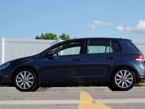 Used 2011 Volkswagen Golf TDI w/ Cold Weather Pkg FWD image 40