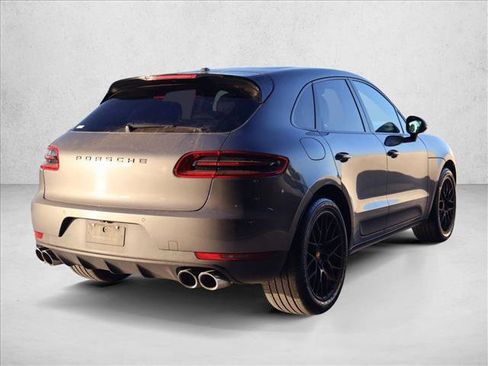 Used 2018 Porsche Macan Sport Edition image 9
