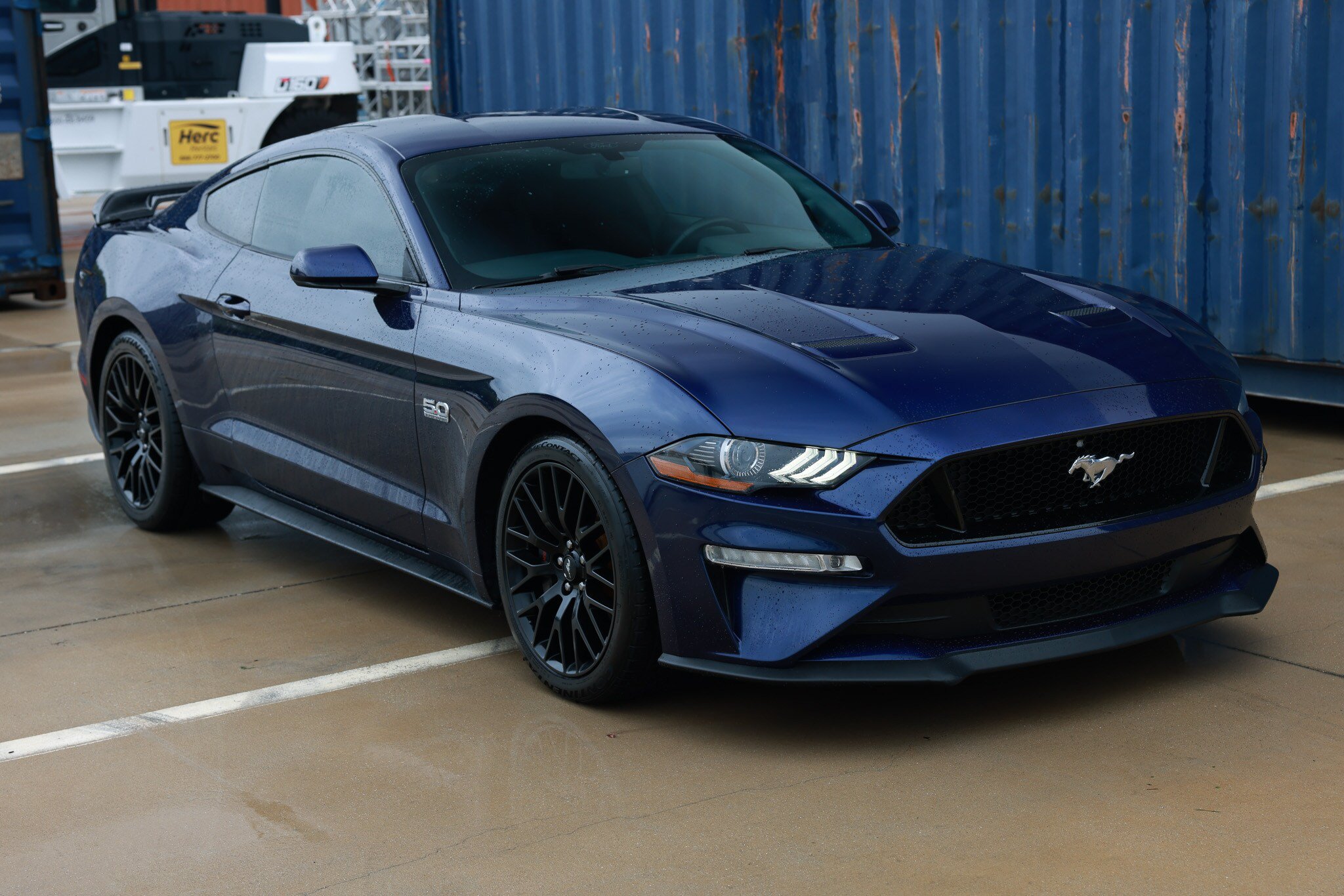 Used 2018 Ford Mustang GT w/ GT Performance Package RWD image 19