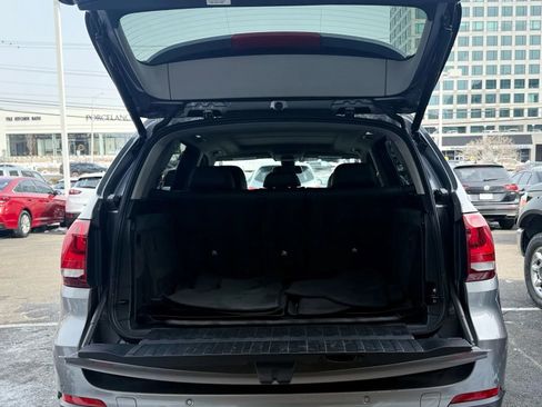 Used 2016 BMW X5 xDrive35d image 12