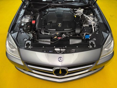 Used 2012 Mercedes-Benz SLK 350 image 41