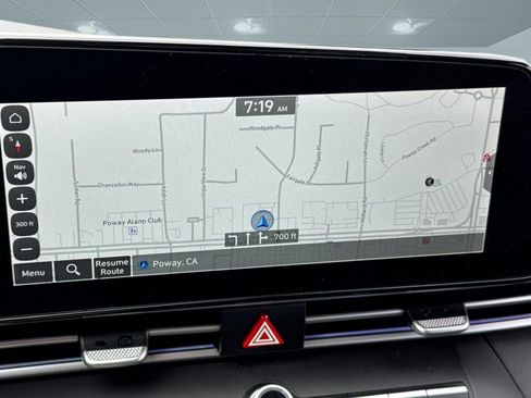 Used 2025 Hyundai Elantra SEL FWD image 24