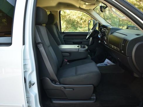 Used 2014 GMC Sierra 3500 SLE w/ SLE Preferred Package image 16