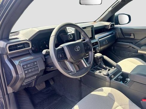 Used 2025 Toyota 4Runner SR5 RWD image 9