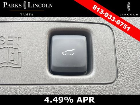 Certified 2021 Lincoln Corsair FWD w/ Equipment Group 101A image 9