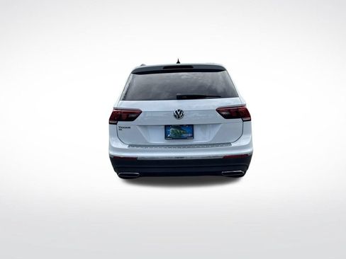 Used 2021 Volkswagen Tiguan SE FWD image 7