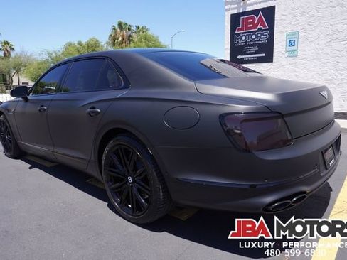 Used 2023 Bentley Flying Spur Plug-In Hybrid AWD/4WD image 56