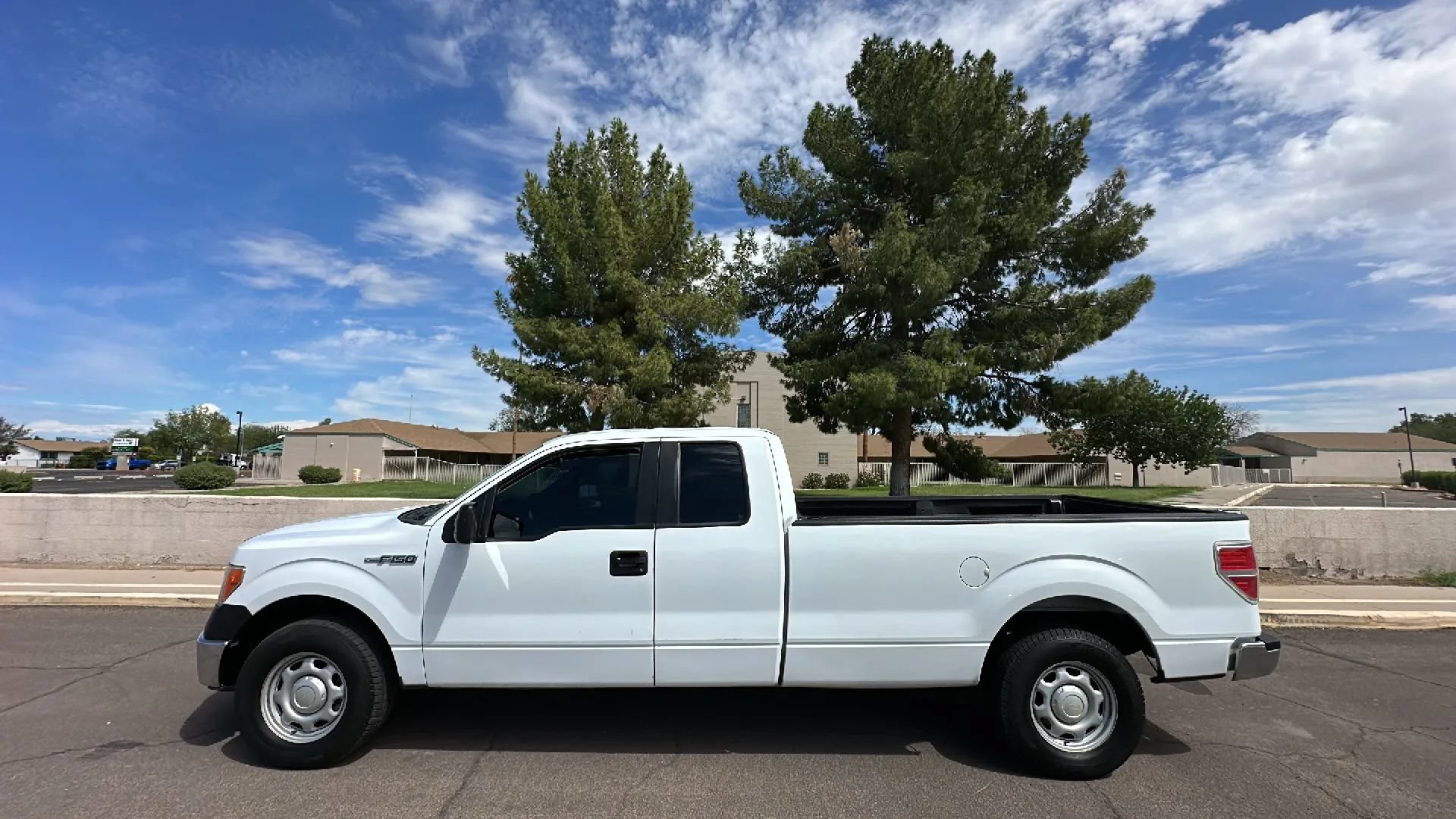 Used 2014 Ford F150 XL w/ Equipment Group 101A Mid RWD image 1