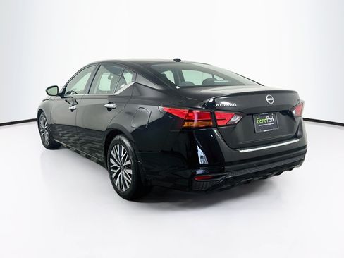 Used 2023 Nissan Altima 2.5 SV FWD image 5