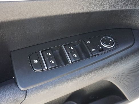 Used 2024 Kia Forte LXS w/ LXS Technology Package FWD image 34