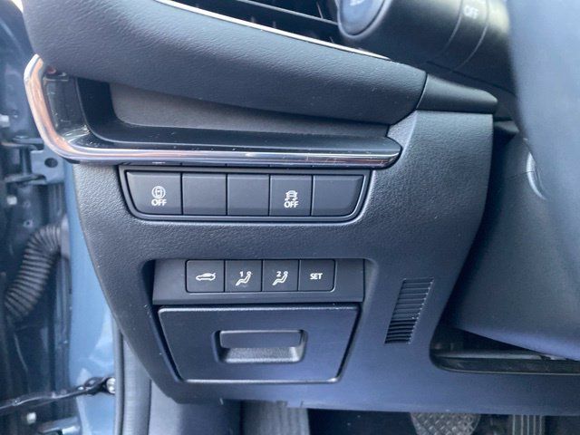 Used 2023 MAZDA MAZDA3 s FWD image 8