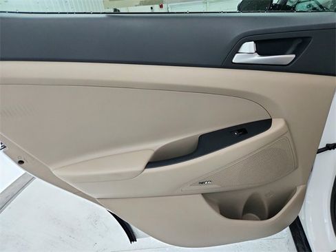 Used 2019 Hyundai Tucson Sport image 33
