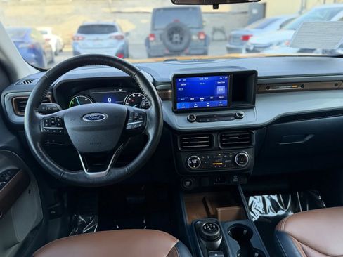 Used 2022 Ford Maverick Lariat w/ Lariat Luxury Package FWD image 21