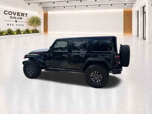 Used 2026 Jeep Wrangler Unlimited Rubicon AWD/4WD image 14
