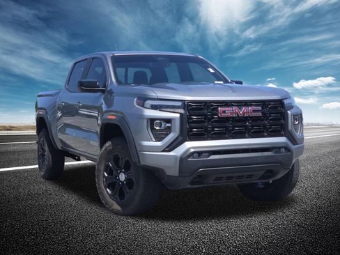 Used 2024 GMC Canyon Elevation w/ Elevation Premium Package RWD image 2