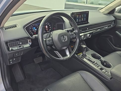 Used 2022 Honda Civic Touring image 12