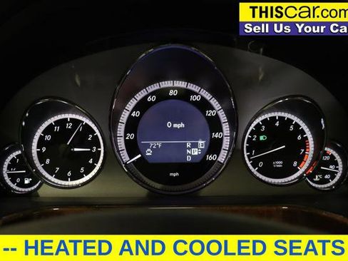 Used 2011 Mercedes-Benz E 550 4MATIC Sedan image 10
