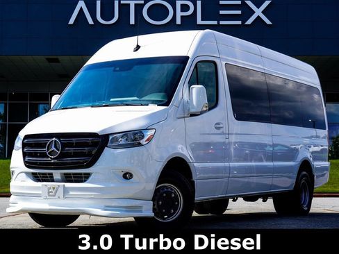 Used 2021 Mercedes-Benz Sprinter 3500 w/ Swivel Seat Package image 1