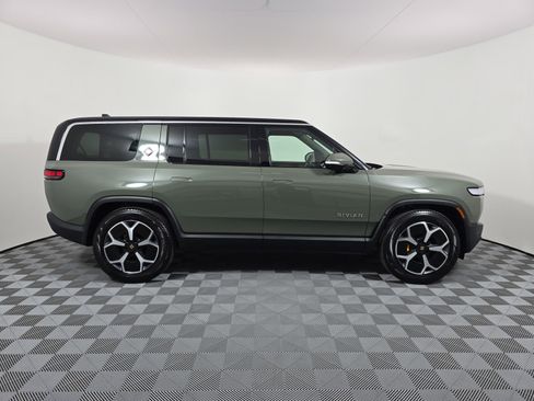 Used 2024 Rivian R1S Launch Edition AWD/4WD image 6