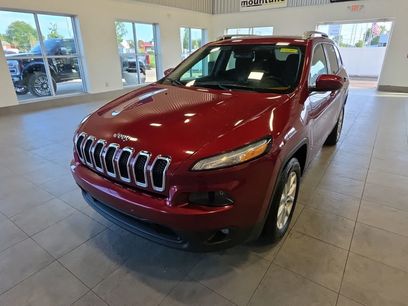 Used 2016 Jeep Cherokee Latitude w/ Cold Weather Group